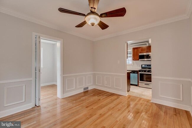 Building Photo - 3714 17th St NE