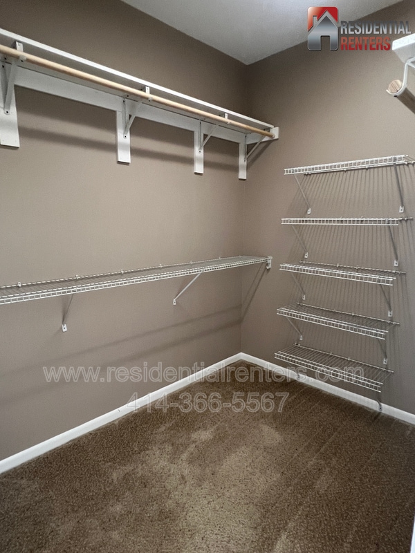 Building Photo - 2130 N Commerce St