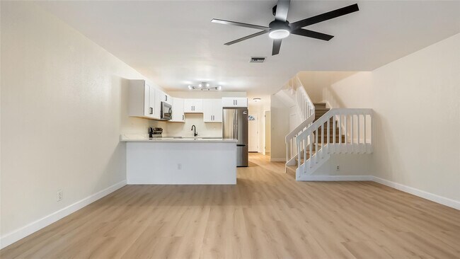 Building Photo - 4979 NW 82nd Ave