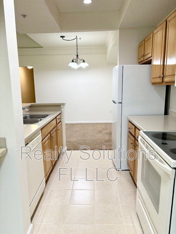 Building Photo - 12216 Wild Iris Way