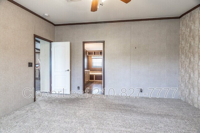 Building Photo - 413 Co Rd 6812