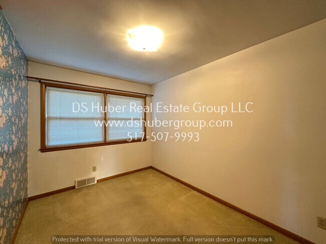 Building Photo - 1316 Ravenswood Dr