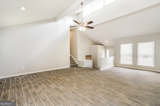 Building Photo - 701 Jamestown Pl