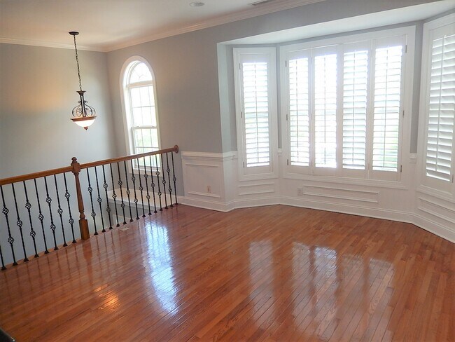 Building Photo - 2927 Imperial Oaks Dr