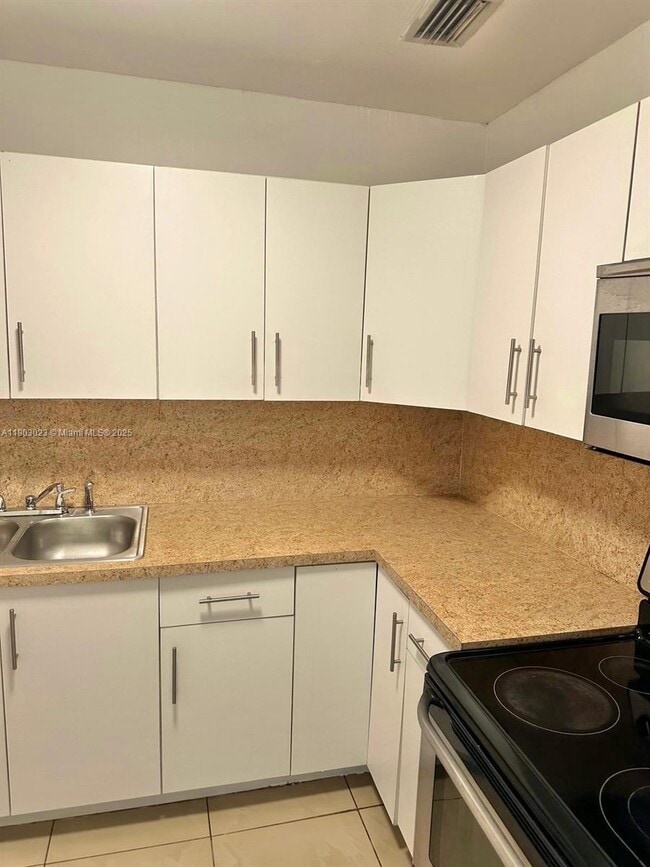 Building Photo - 1250 NW 58th St