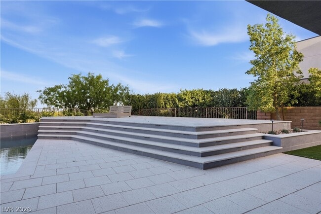 Building Photo - 98 Sun Glow Ln