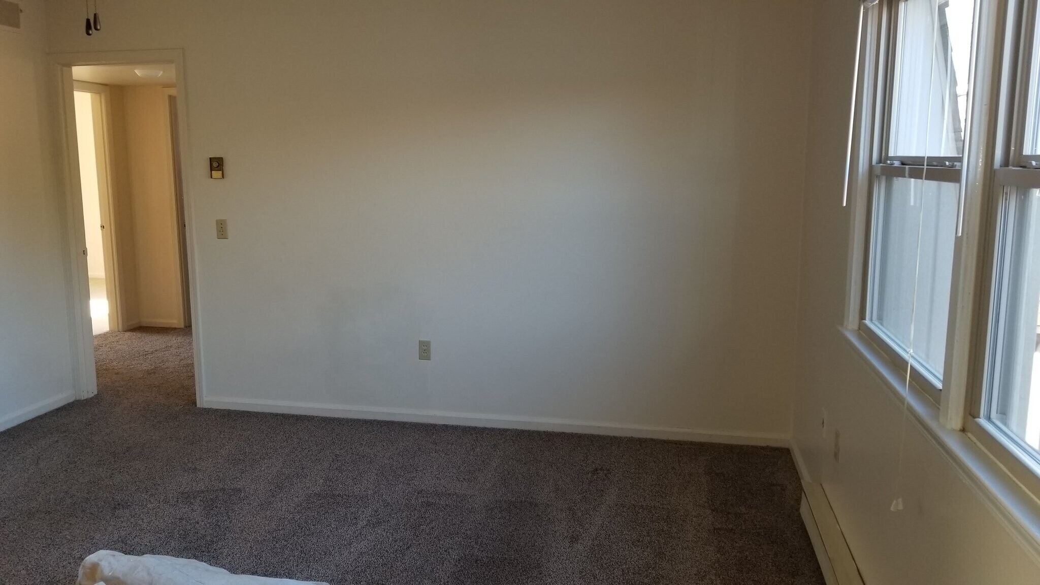 Building Photo - 401 S 1st St