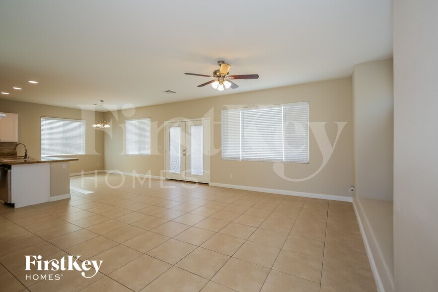 Building Photo - 6624 Petrified Forest St