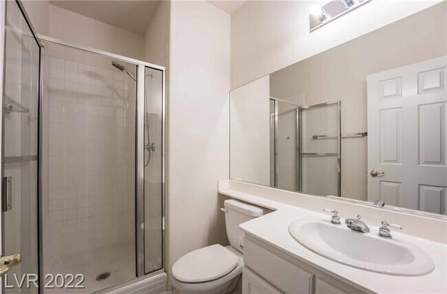 Building Photo - 8043 Shadowvale Dr