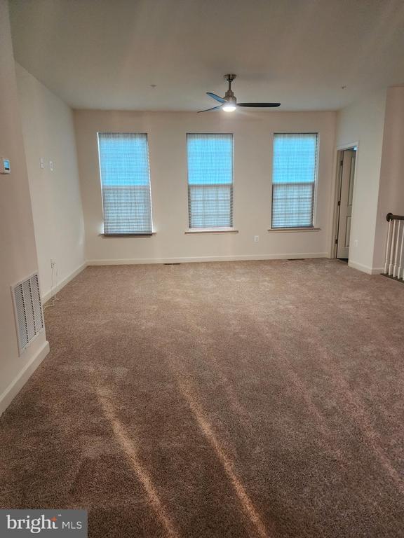 Building Photo - 299 Buckeye Cir
