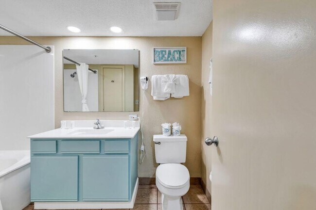 Building Photo - 1700 N Ocean Blvd