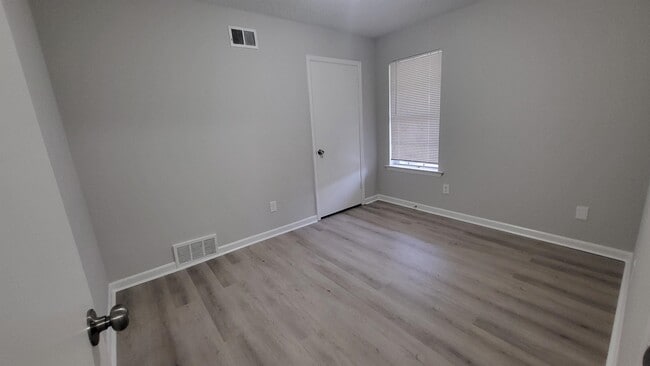 Building Photo - 3823 Rainford Dr