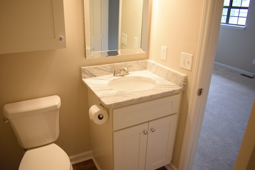 Building Photo - 1731 41st St