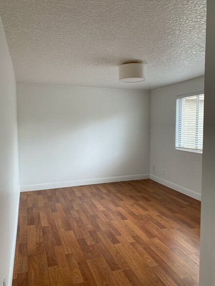 Building Photo - 1250 S Denning Dr