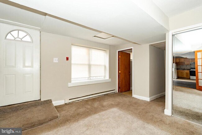 Building Photo - 5763 Pemberton St
