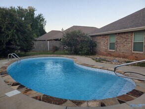 Building Photo - 246 Healey Dr