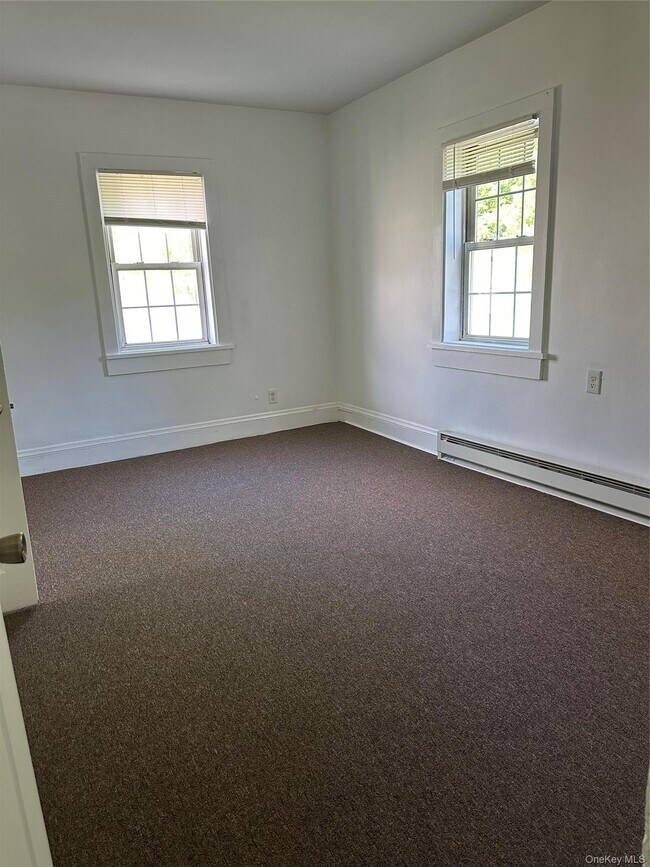 Building Photo - 1110 NY-94