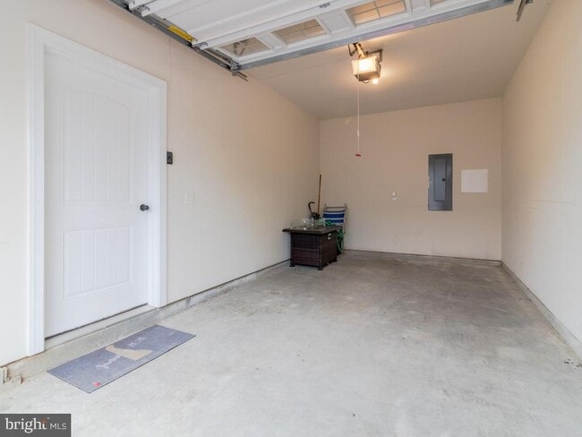 Building Photo - 35753 Carmel Terrace