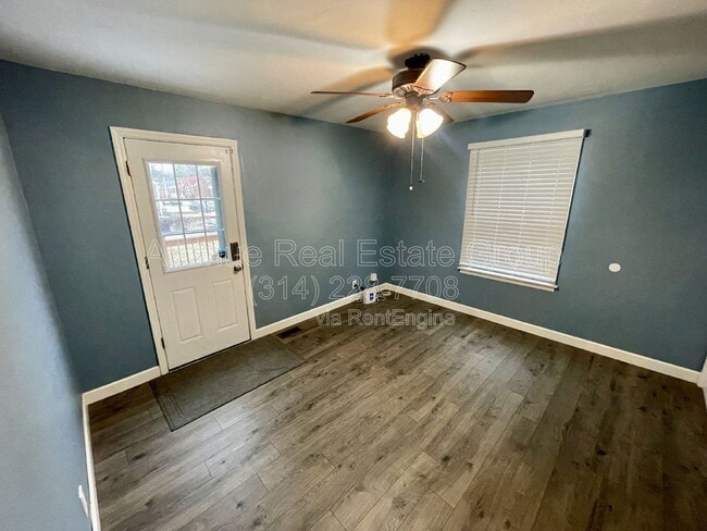 Building Photo - 9526 Big Bend Rd