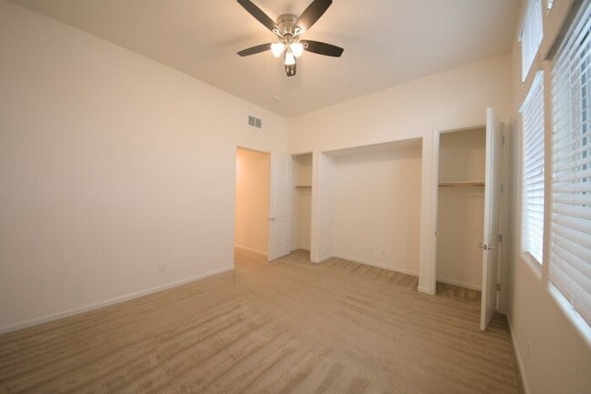 Building Photo - Dublin 3 stories 3 Beds, 3.5 Baths Townhouse in Boulevard community for rent