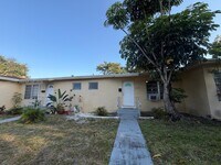 Building Photo - 2210 NE 170th St