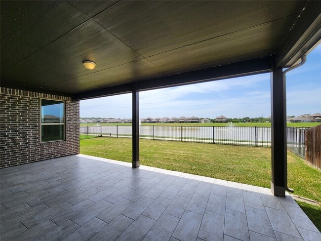 Building Photo - 14711 Sycamore Side Wy