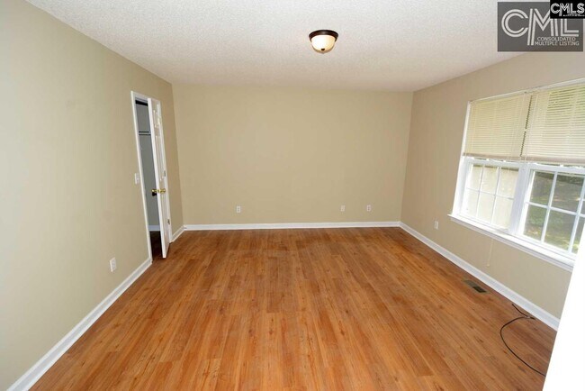 Building Photo - 357 Firebridge Dr