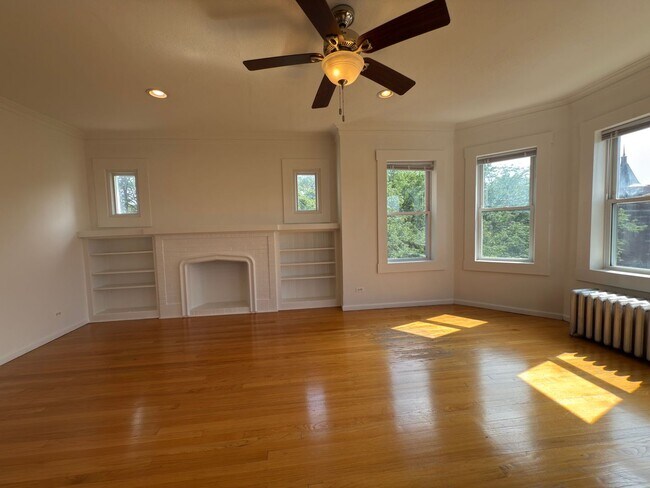 Building Photo - Saint Louis