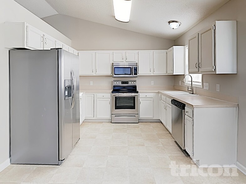 Building Photo - 4150 Ringtail Ct SE