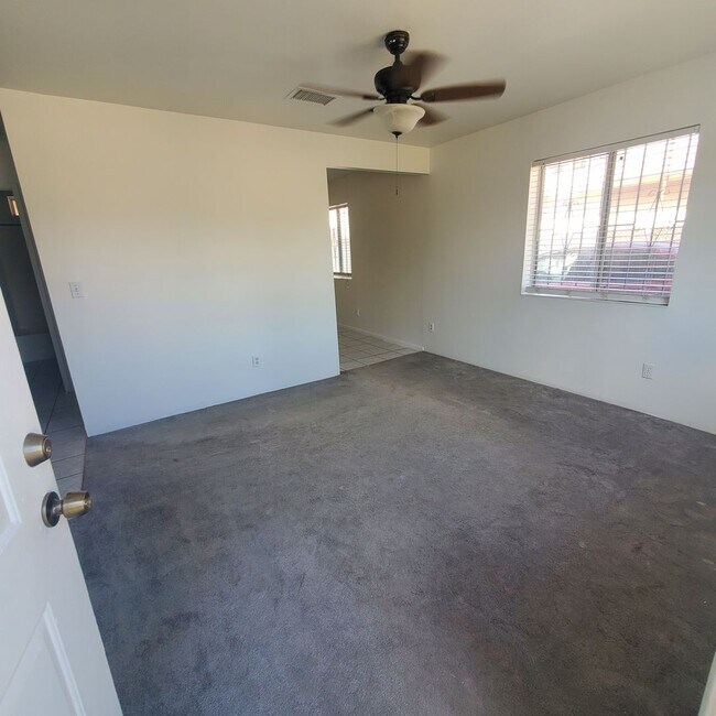 Building Photo - Cozy 2 BR in Brawley