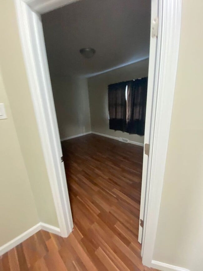 Building Photo - 241 Lafayette Ave