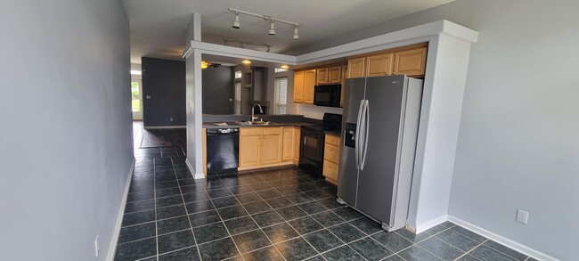 Building Photo - 2540 Spring Valley Loop