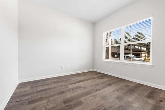 Building Photo - 27215 Mockingbird Ter Ln