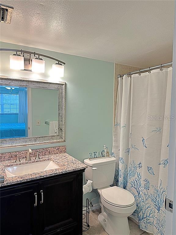 Building Photo - 4500 E Bay Dr