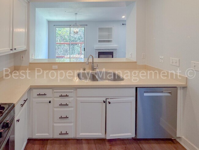 Building Photo - 23010 Canyon Terrace Dr