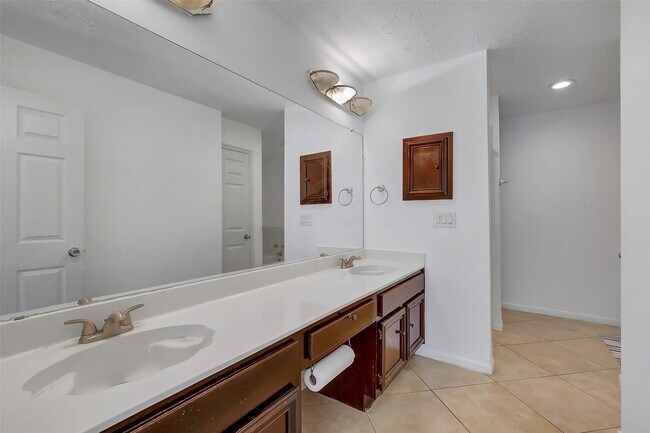 Building Photo - 3103 Ashford Bend Dr