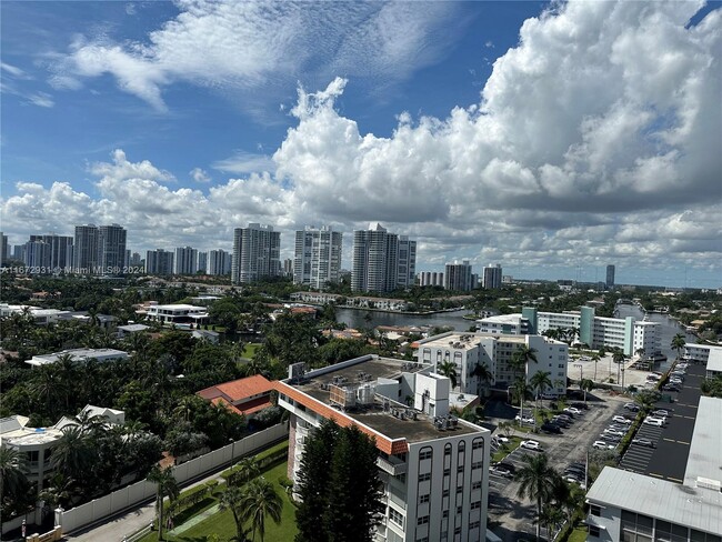 Building Photo - 3180 S Ocean Dr