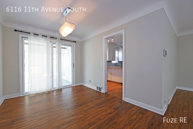 Building Photo - 6116 11th Ave S