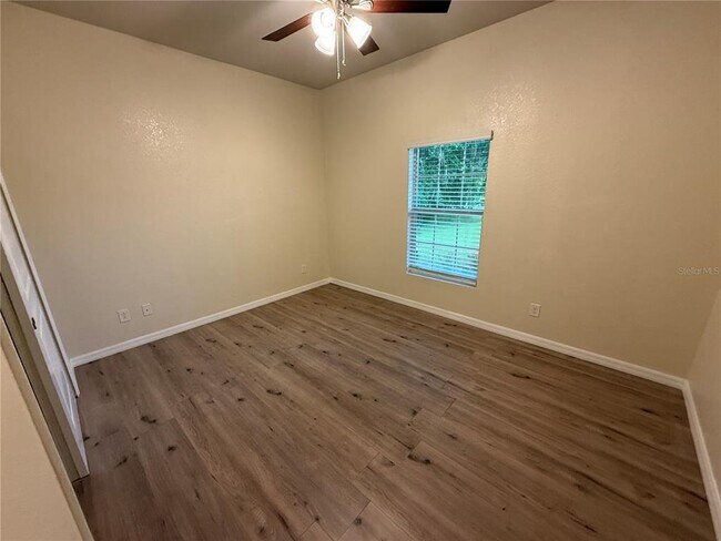 Building Photo - 3771 S San Mateo Dr