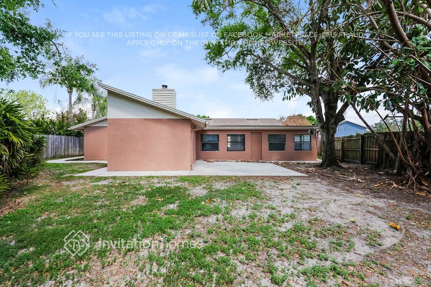 Building Photo - 1415 Woodstork Dr