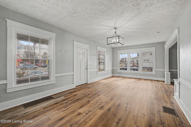 Building Photo - 2906 Dixie Hwy