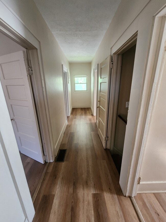 Hallway - 701 Grant Ave