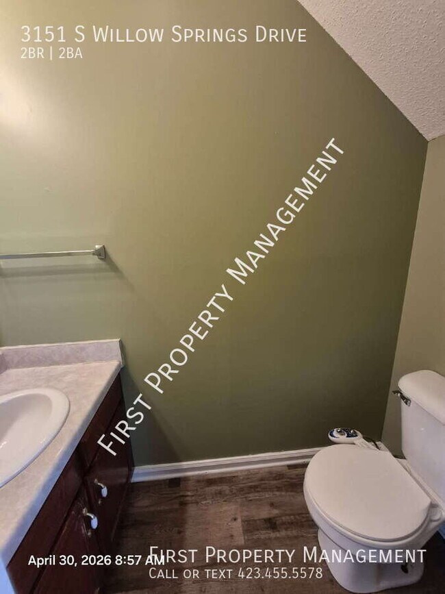 Building Photo - 3151 Willow Springs Dr NE