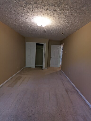 Building Photo - 8838 Stone Way NW