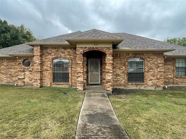 Building Photo - 2111 Meadowview Dr