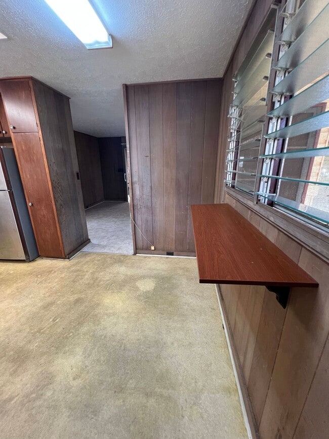 Building Photo - 949 Lehua Ave