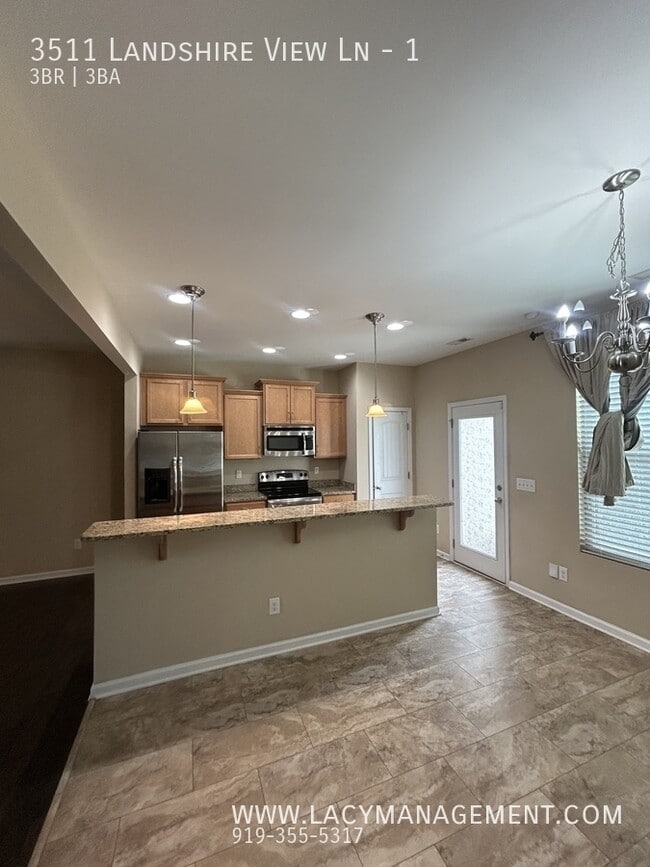 Building Photo - 3511 Landshire View Lane