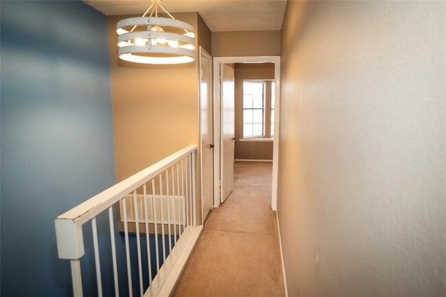 Building Photo - 11901 Swearingen Dr