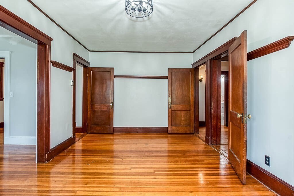 Building Photo - 21 Walter St