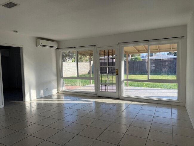 Building Photo - 82077 Santa Rosa Ave